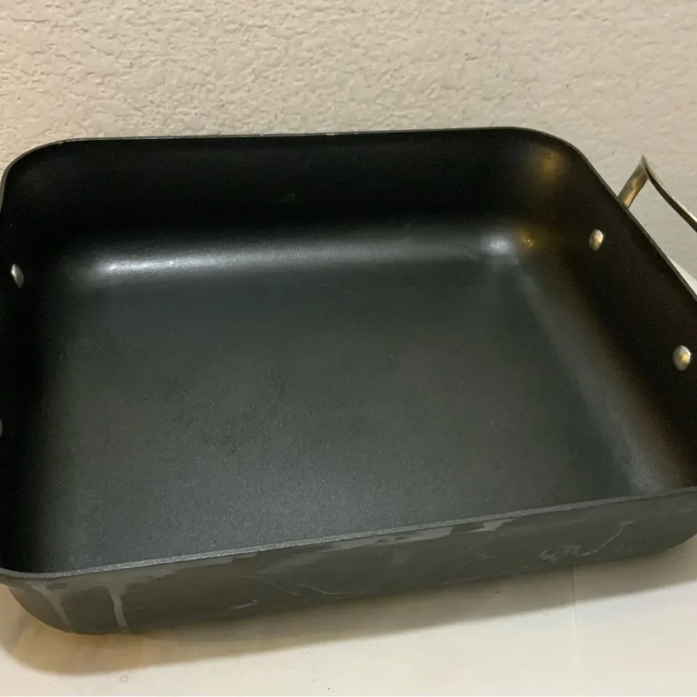 Calphalon Hard Anodized Nonstick 16